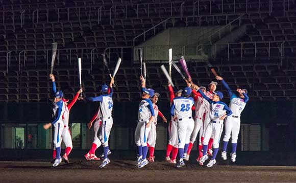 Photo: Takuya Matsumi, Hanabi Takemiya