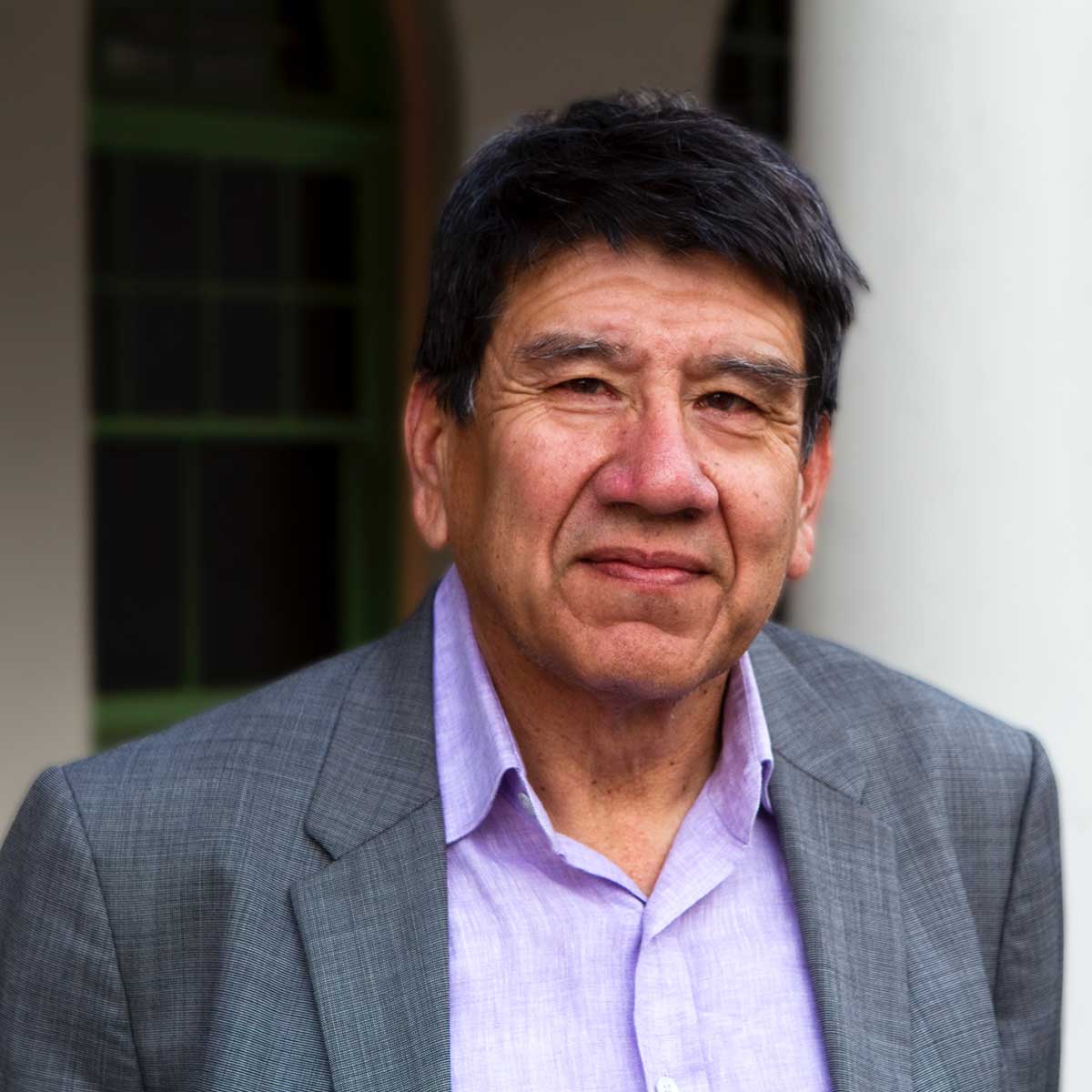 Headshot of Roberto Bedoya.