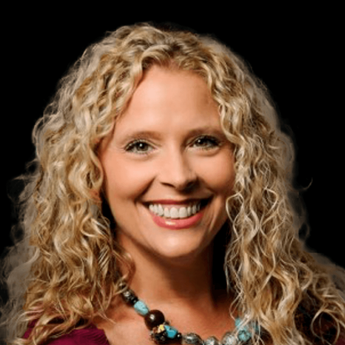Headshot of Beth Boone.