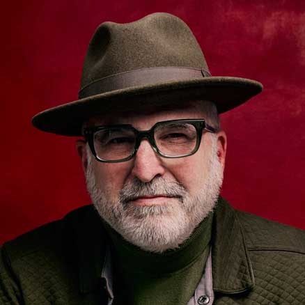 Headshot of Gary Steuer.