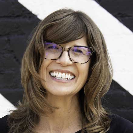 Headshot of Libby Barbee.